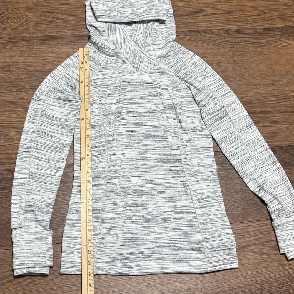 Lululemon Think Fast Hoodie Pullover Space Dye Camo White Multi Silverspoon